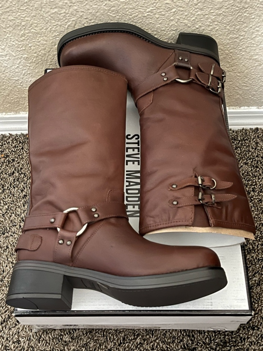 Steve Madden Women’s Astor Brown Color Leather Boots Size-9.5